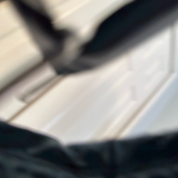 VICTORIA Secret Green Puffer Tote - Picture 12 of 15